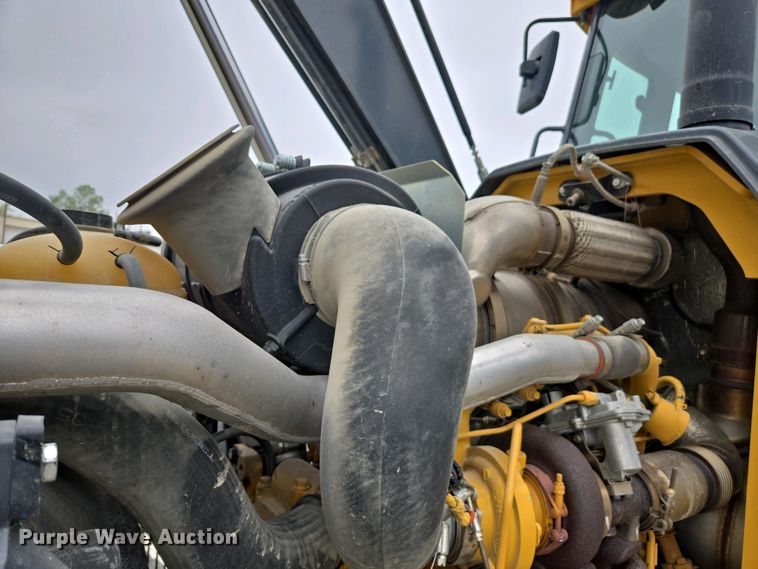 image for item EC0956 2020 John Deere 710L backhoe