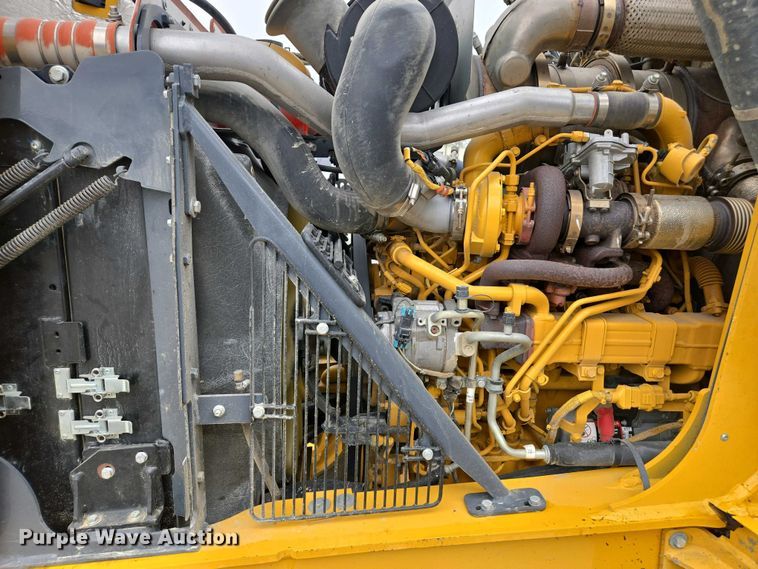 image for item EC0956 2020 John Deere 710L backhoe