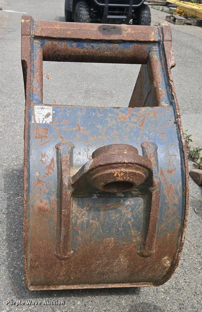 image for item EC0956 2020 John Deere 710L backhoe