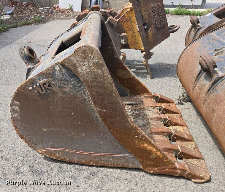 image for item EC0956 2020 John Deere 710L backhoe