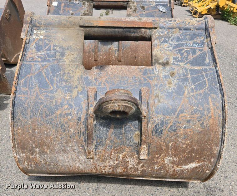 image for item EC0956 2020 John Deere 710L backhoe