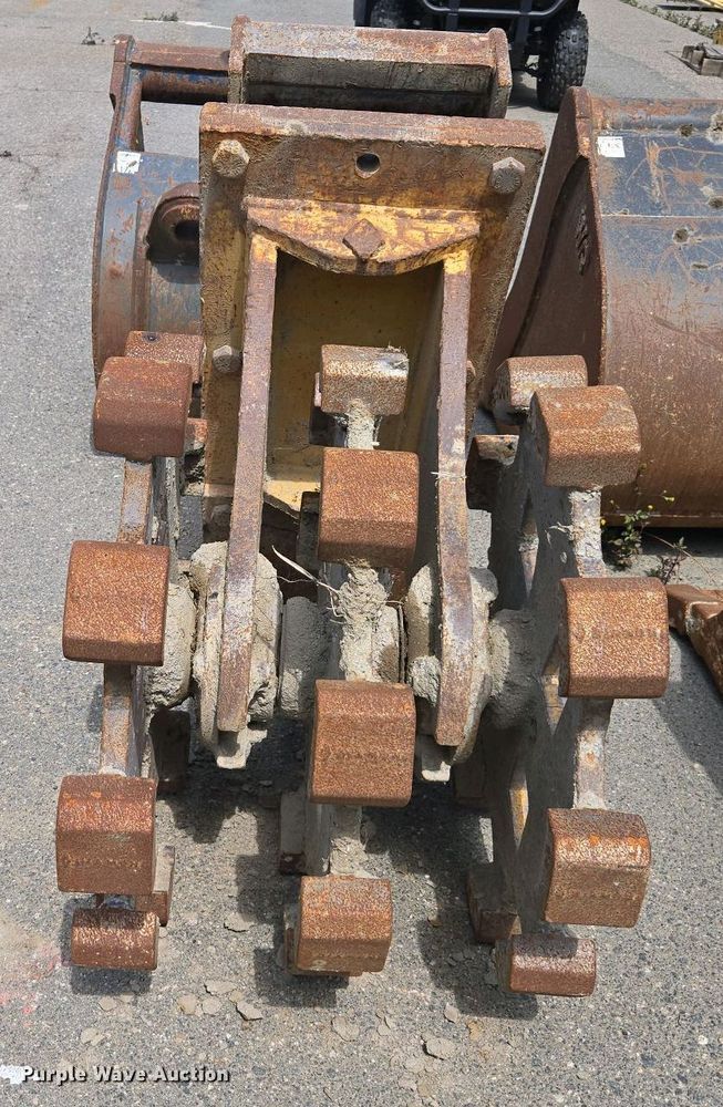 image for item EC0956 2020 John Deere 710L backhoe