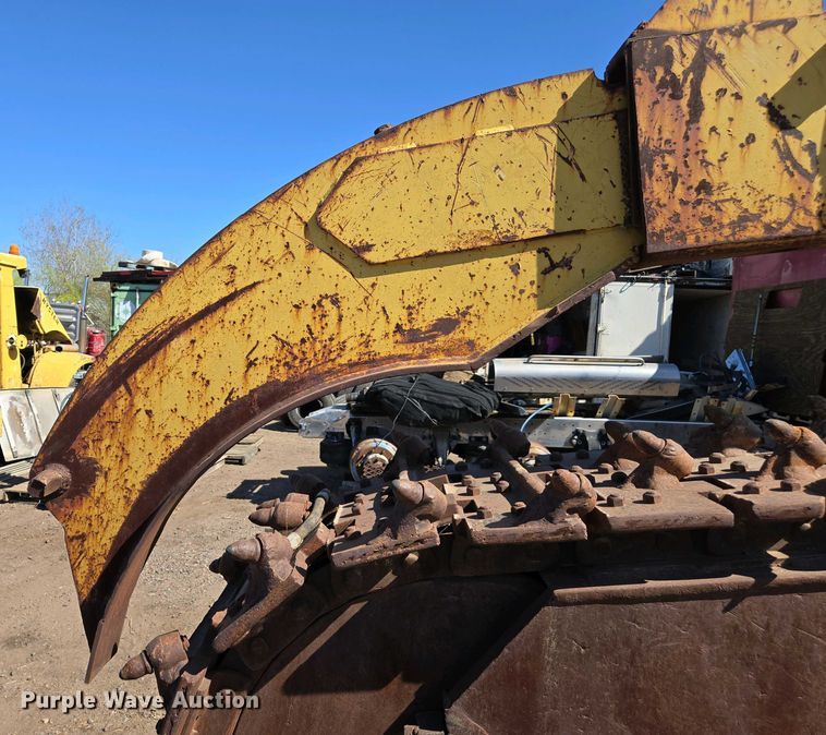 image for item EC0959 1992 Vermeer T850 trencher