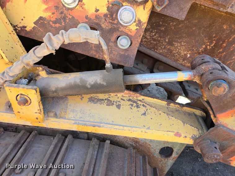 image for item EC0959 1992 Vermeer T850 trencher