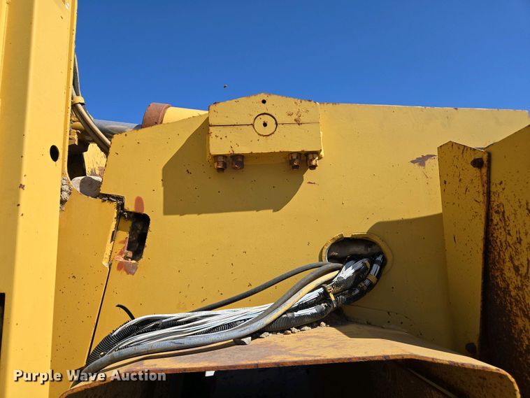 image for item EC0959 1992 Vermeer T850 trencher