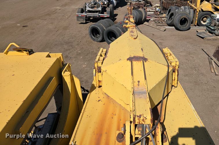 image for item EC0959 1992 Vermeer T850 trencher