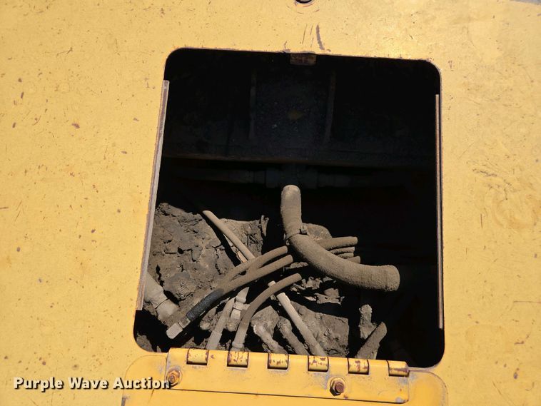 image for item EC0959 1992 Vermeer T850 trencher