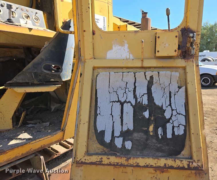 image for item EC0959 1992 Vermeer T850 trencher