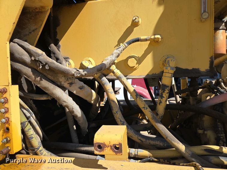 image for item EC0959 1992 Vermeer T850 trencher