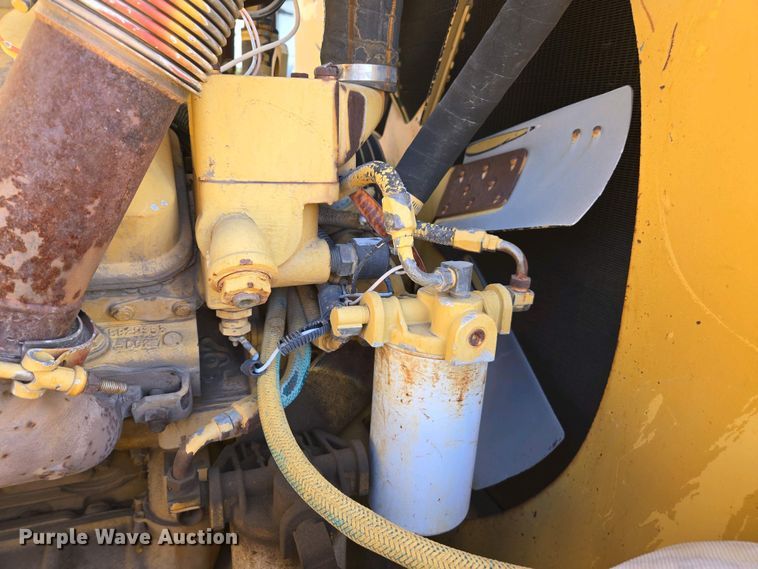 image for item EC0959 1992 Vermeer T850 trencher