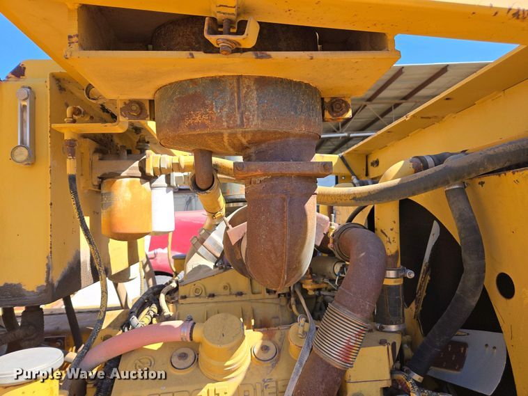 image for item EC0959 1992 Vermeer T850 trencher