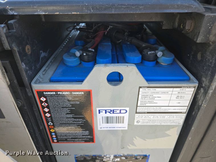 image for item EC0963 2015 Crown SP3520-30 order picker