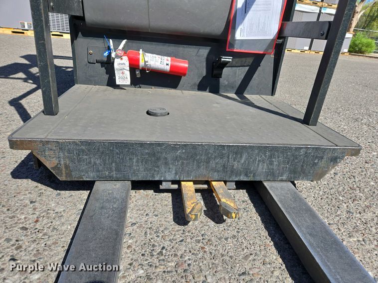 image for item EC0964 2015 Crown SP3520-30 order picker