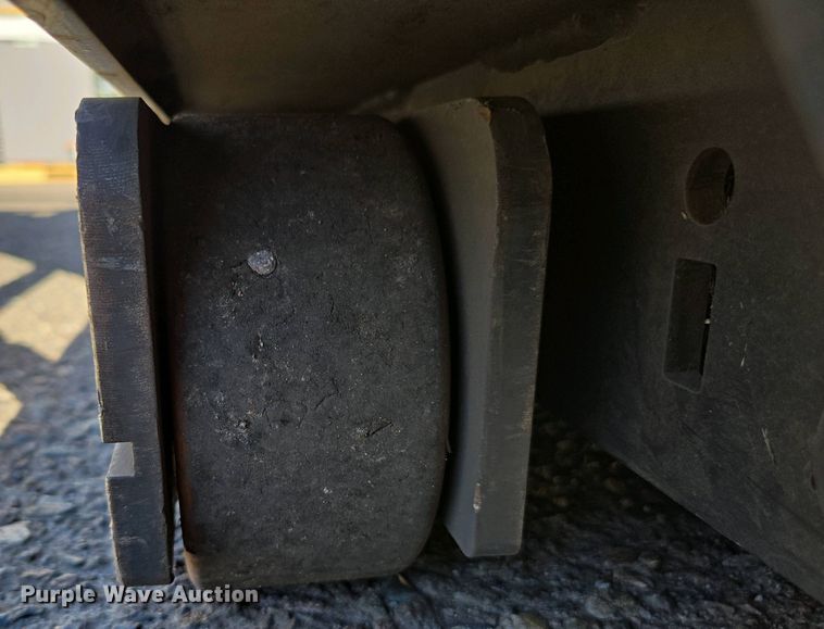 image for item EC0964 2015 Crown SP3520-30 order picker