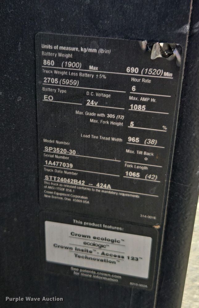 image for item EC0965 2016 Crown SP3520-30 order picker