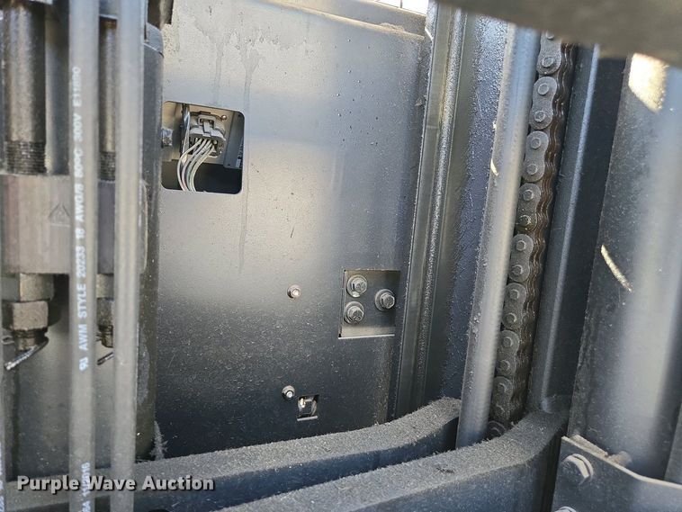 image for item EC0965 2016 Crown SP3520-30 order picker