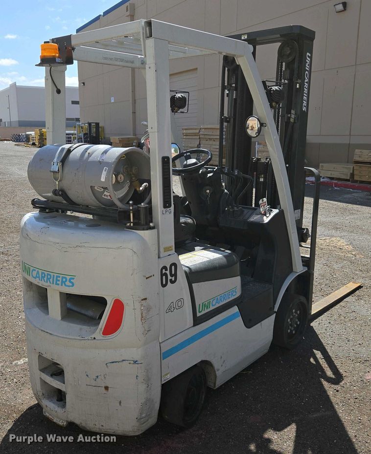 image for item EC0966 2016 UniCarriers CFS40 forklift