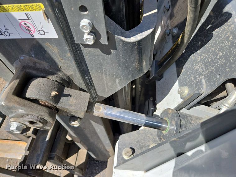 image for item EC0966 2016 UniCarriers CFS40 forklift