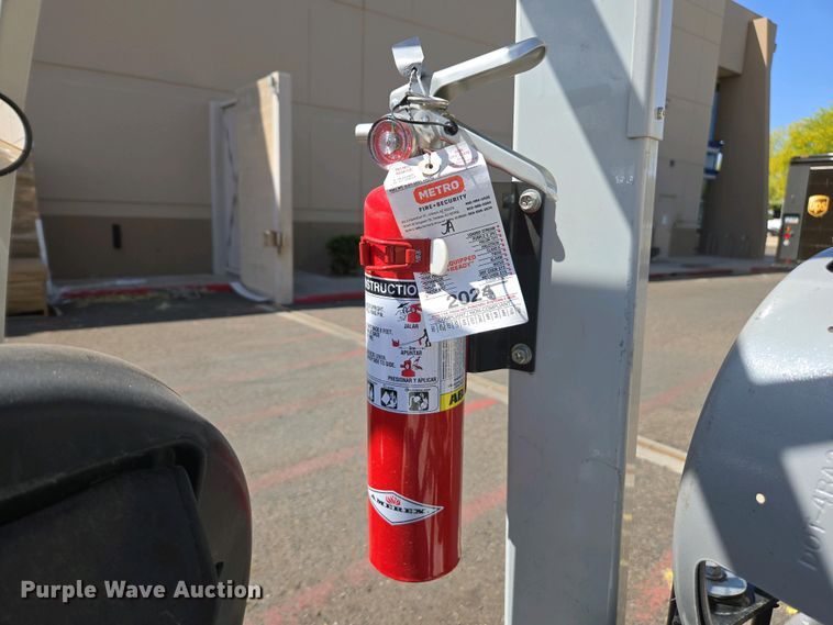 image for item EC0966 2016 UniCarriers CFS40 forklift