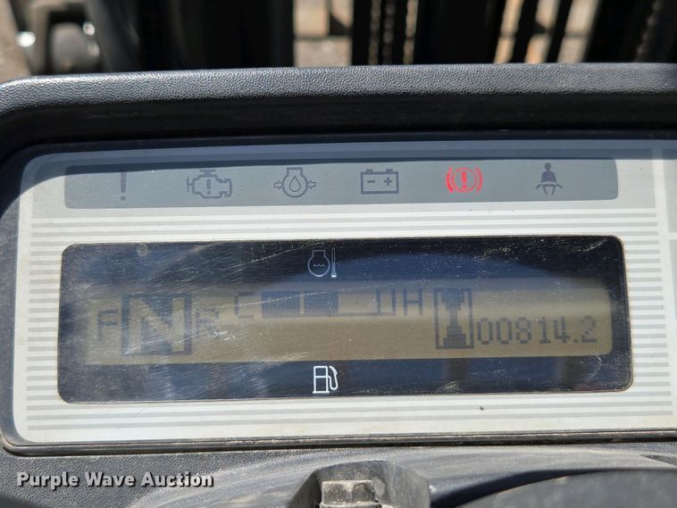 image for item EC0966 2016 UniCarriers CFS40 forklift