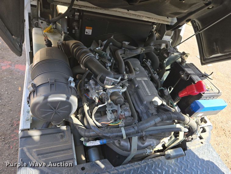 image for item EC0966 2016 UniCarriers CFS40 forklift