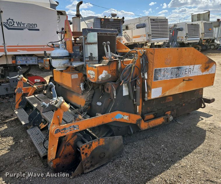 image for item EC0973 1999 ProPaver 813 RT paver