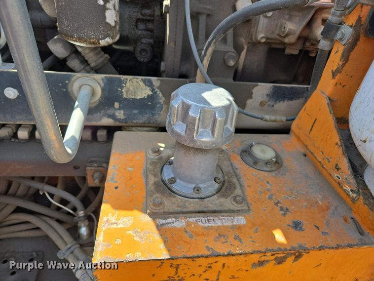 image for item EC0973 1999 ProPaver 813 RT paver