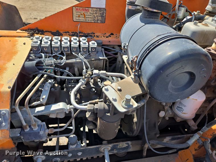 image for item EC0973 1999 ProPaver 813 RT paver