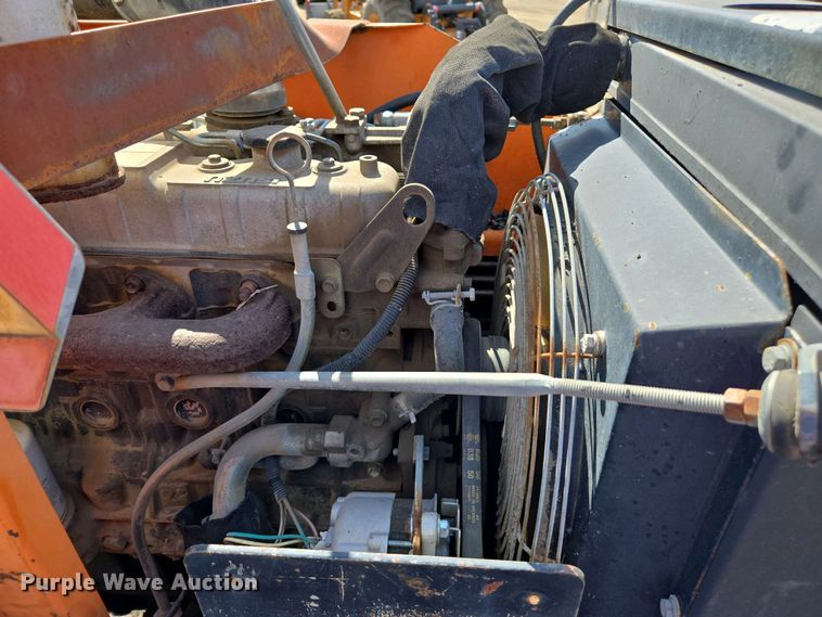 image for item EC0973 1999 ProPaver 813 RT paver