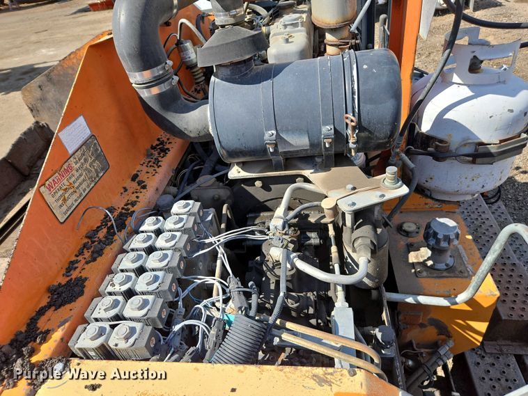 image for item EC0973 1999 ProPaver 813 RT paver