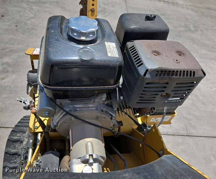 image for item EC0975 2017 Vermeer RTX 130 trencher