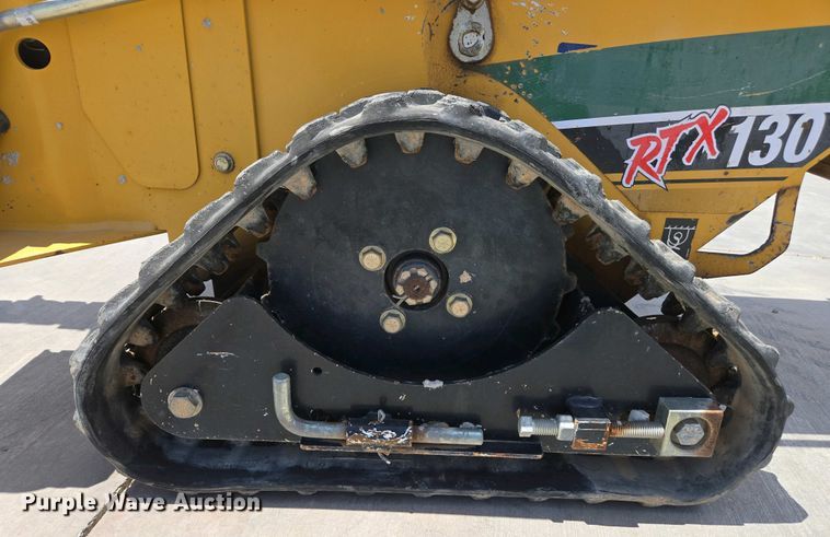 image for item EC0975 2017 Vermeer RTX 130 trencher