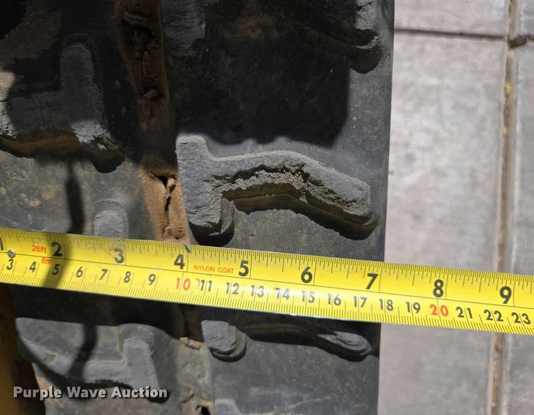 image for item EC0975 2017 Vermeer RTX 130 trencher