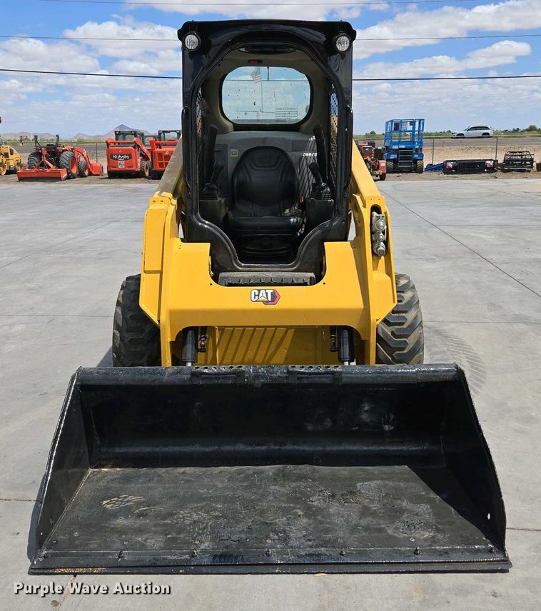 image for item EC0976 2019 Caterpillar 236D3 skid steer loader
