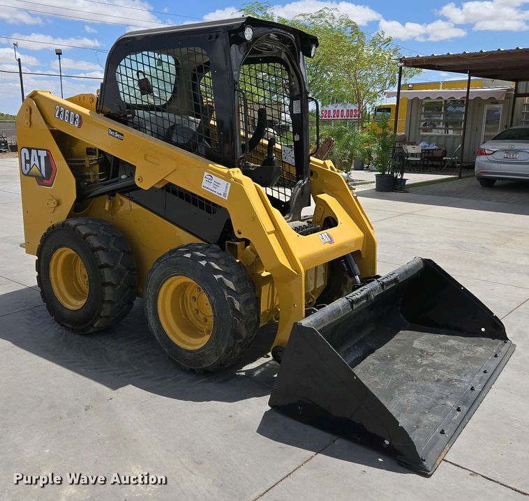 image for item EC0976 2019 Caterpillar 236D3 skid steer loader