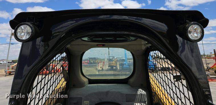 image for item EC0976 2019 Caterpillar 236D3 skid steer loader