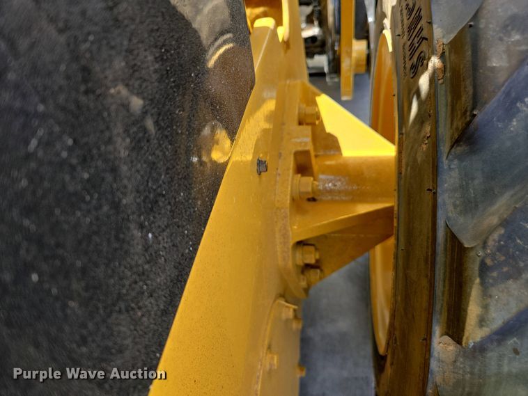 image for item EC0976 2019 Caterpillar 236D3 skid steer loader