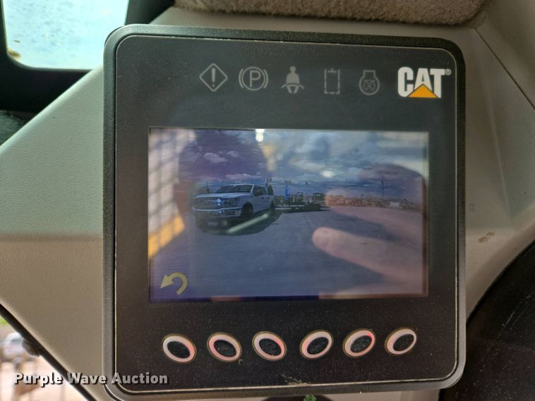 image for item EC0976 2019 Caterpillar 236D3 skid steer loader