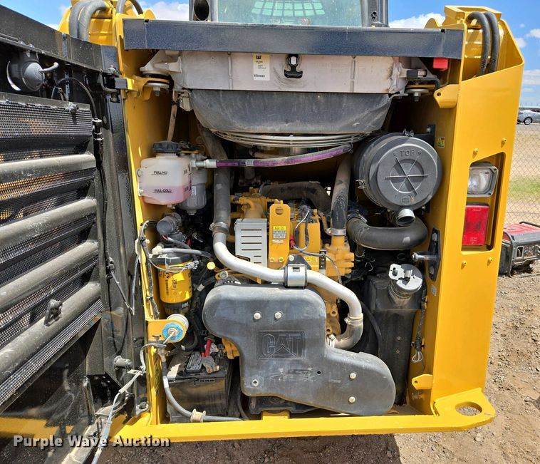 image for item EC0976 2019 Caterpillar 236D3 skid steer loader
