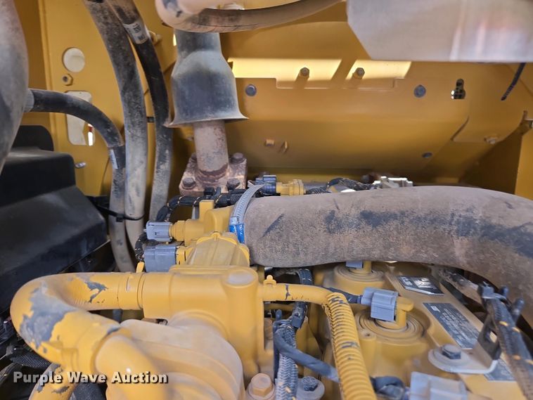 image for item EC0976 2019 Caterpillar 236D3 skid steer loader