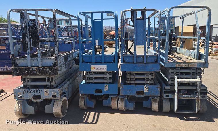 image for item EC0980 (4) scissor lifts