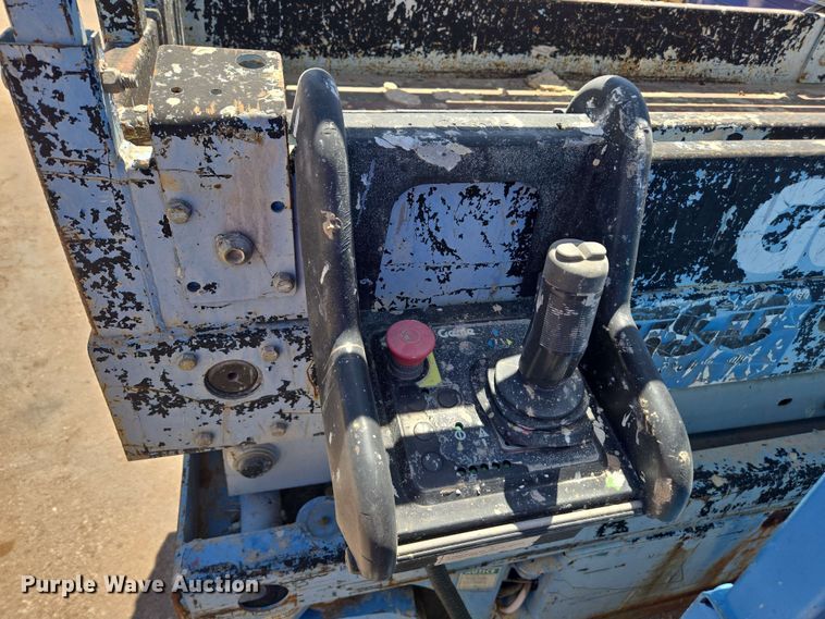 image for item EC0980 (4) scissor lifts