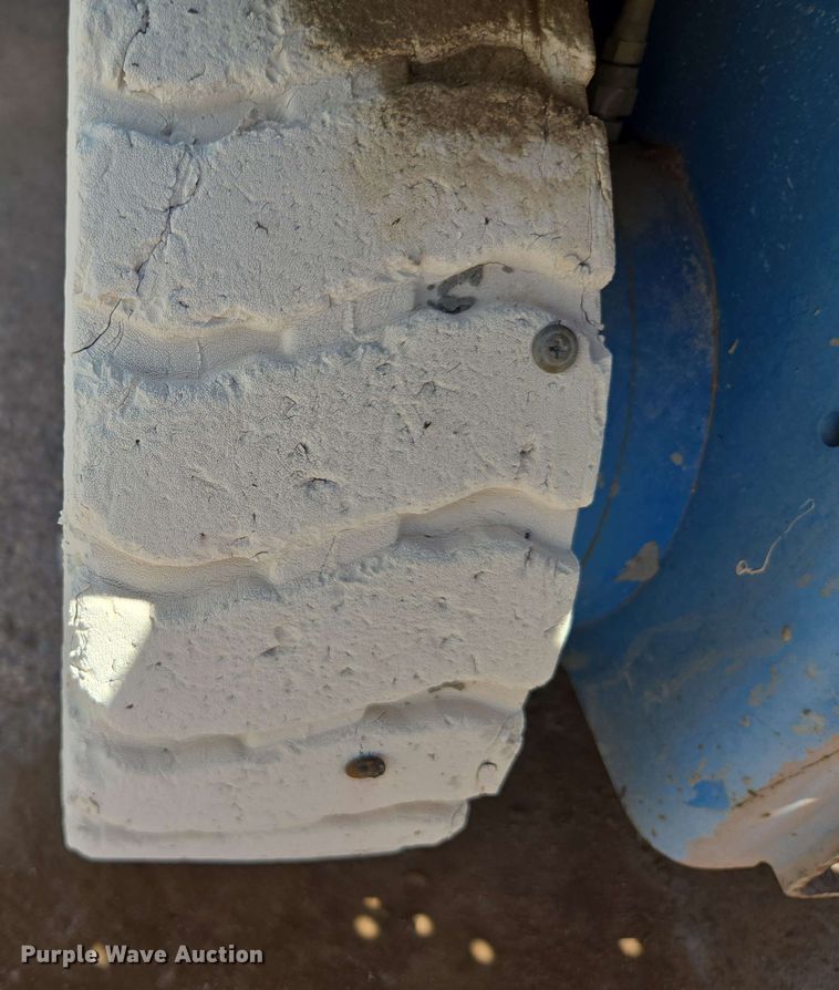 image for item EC0980 (4) scissor lifts