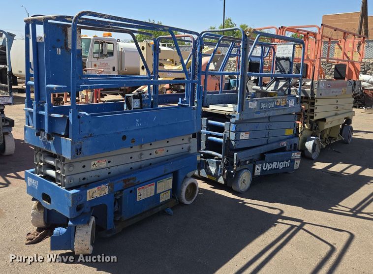 image for item EC0981 (5) scissor lifts