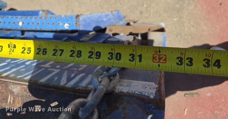 image for item EC0981 (5) scissor lifts