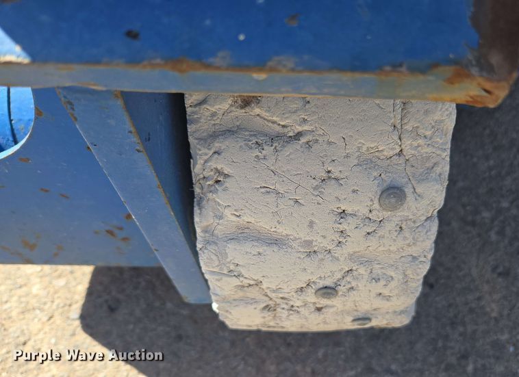 image for item EC0981 (5) scissor lifts