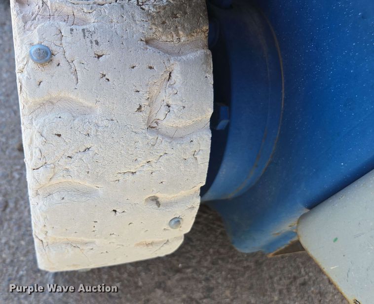 image for item EC0981 (5) scissor lifts