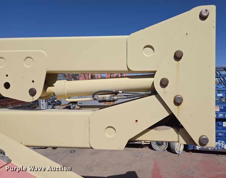 image for item EC0982 1999 JLG 450A boom lift