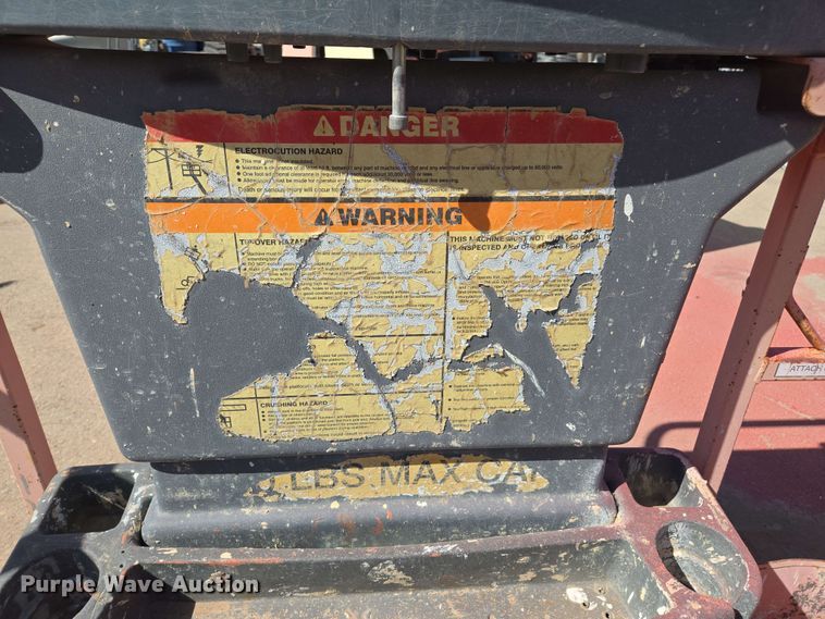 image for item EC0982 1999 JLG 450A boom lift