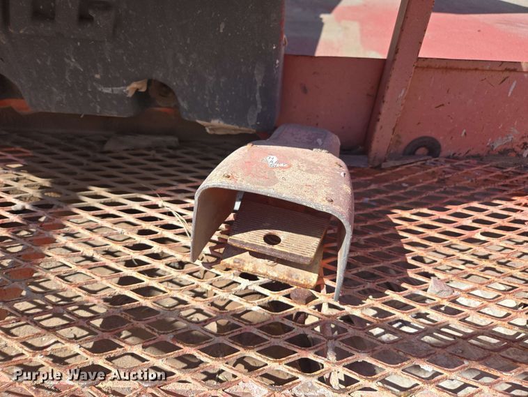 image for item EC0982 1999 JLG 450A boom lift